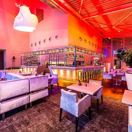 Theaterhotel 4*