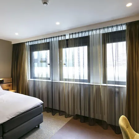 Theaterhotel 4*