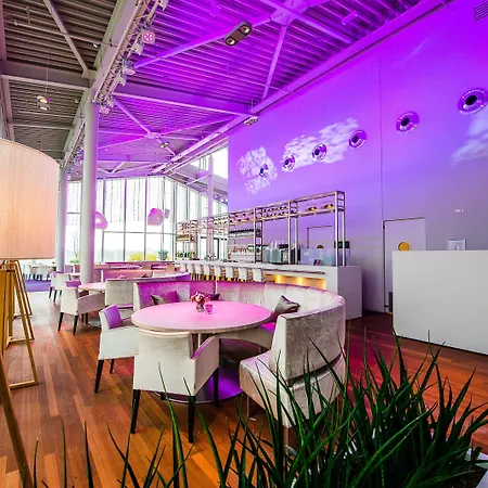 Отель Theaterhotel Венло