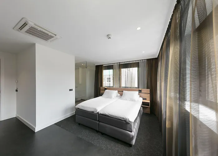 מלון Theaterhotel ונלו