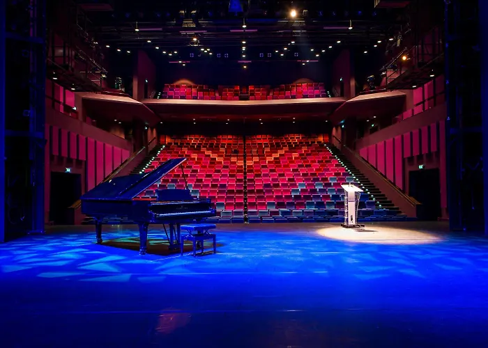 מלון Theaterhotel