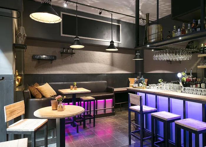 מלון Theaterhotel