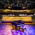 Theaterhotel Hotel 4*