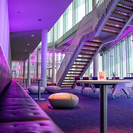 ホテル Theaterhotel