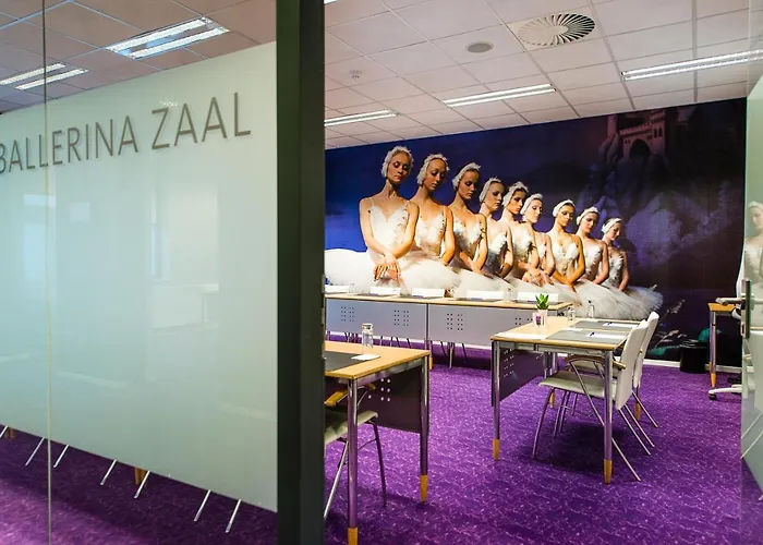 Theaterhotel ホテル