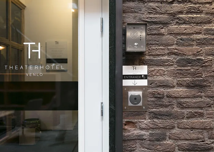 Theaterhotel ホテル